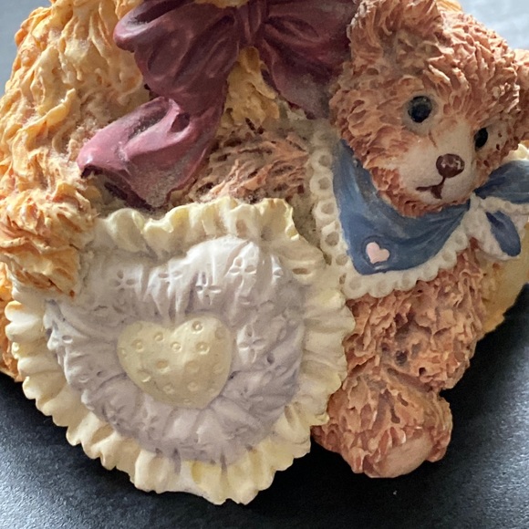 Bainbridge Bears Heart Full of Love Figurine - Picture 7 of 8